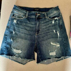 Judy Blue shorts distressed size 1XL